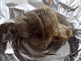 Рулька в медово-горчичном соусе