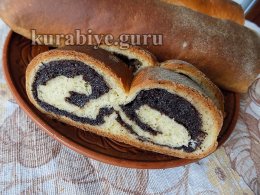 Маковий завиванець у пергаменті