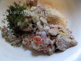 Готуємо фарш для фрикадельок