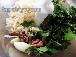 М’ясний рулет з горіхами 