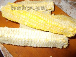 Куриный суп со свежей кукурузой
