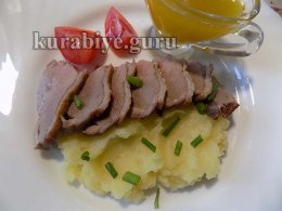 Утиная грудка с апельсиново-чайным соусом