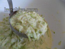 Кабачковий торт із сирною начинкою