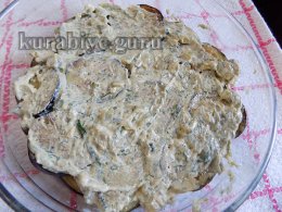 Баклажани під сирним соусом 