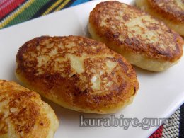Сирники незвичні з картоплею та яблуками 