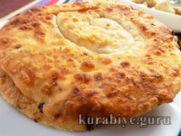 Сирний плесканець з начинкою