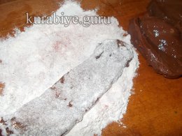 Смажена яловича печінка з томатним соусом