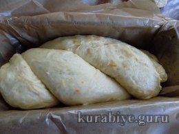 Козонак – молдавський пасхальний пиріг