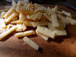 Салат із серцем і волоськими горіхами
