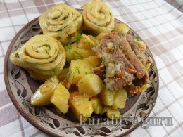 Нудлі – печеня з м’ясом і картоплею