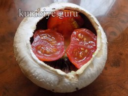 Шампіньйони Капрезе з часниковим маслом 