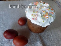 Сирна паска з цукатами
