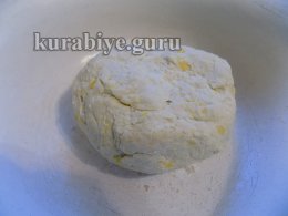Цибулевий пиріг з маком