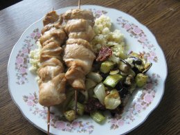 Салат с кускусом и запеченными овощами