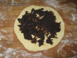 Плюшки с маком из дрожжевого теста