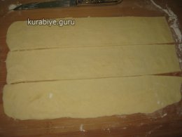 Спиральный пирог с вишней