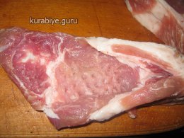 Котлета зі свинини на кісточці в горіховій паніровці