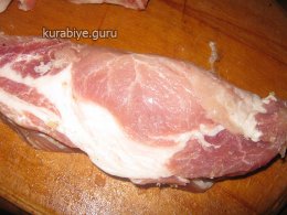 Котлета зі свинини на кісточці в горіховій паніровці