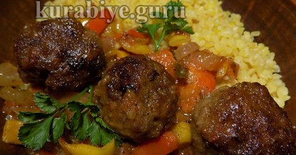 Фрикадельки с булгуром по-мароккански
