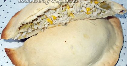 Пирожки с курицей и брокколи 