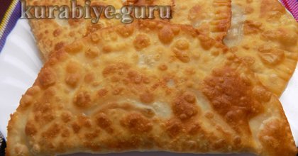 Чебуреки домашні, рецепт тіста на окропі