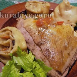 Курица с рулетиками из теста с начинкой
