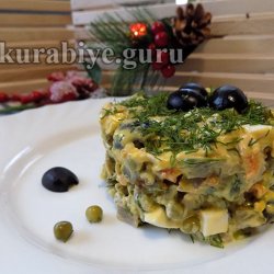 Салат язичницький з оливками 