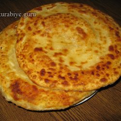Сырные лепешки с начинкой