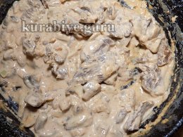 Паста с грибами и говядиной в сливочном соусе
