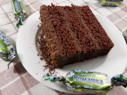 Шоколадний торт Ромашка 