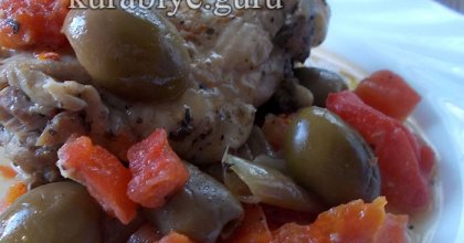 Курка тушкована по-прованськи