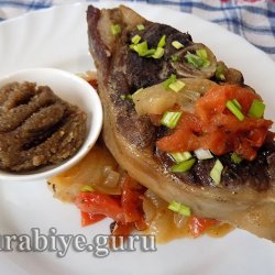 Баранина запечённая в фольге с ореховым соусом